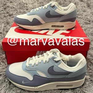 Nike Air Max 1 ‘87 Light Armory Blue. Mens 10 / Womens 11.5